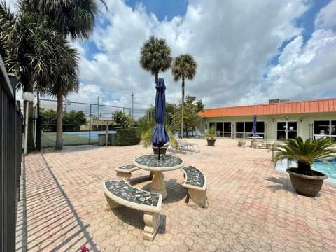 809 W Oakland Park Boulevard #J12, Oakland Park FL - photo 17 of 19