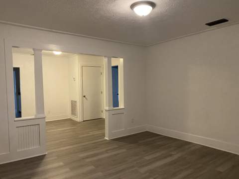 516 S 11th Street, Fort Pierce FL - photo 9 of 19