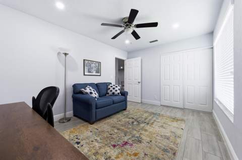 586 Laconia Circle, Lake Worth FL - photo 13 of 32