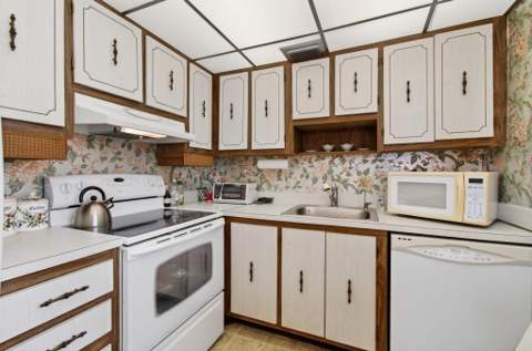 349 Capri #H, Delray Beach FL - photo 7 of 30
