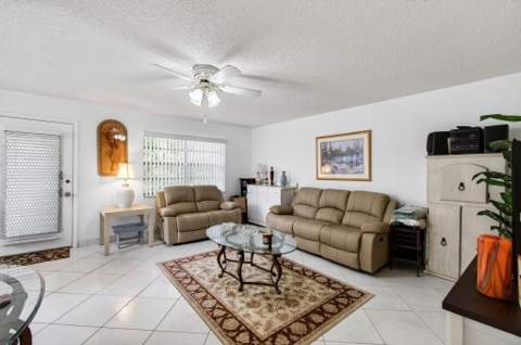 190 Piedmont D, Delray Beach FL - photo 6 of 44