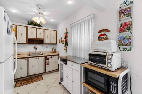 190 Piedmont D, Delray Beach FL - photo 13 of 44
