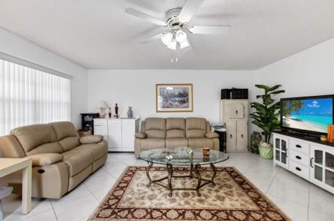 190 Piedmont D, Delray Beach FL - photo 18 of 44