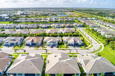 11543 SW Viridian Boulevard, Port St. Lucie FL - photo 13 of 54