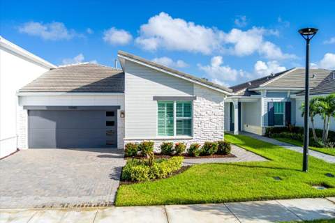 11543 SW Viridian Boulevard, Port St. Lucie FL - photo 14 of 54