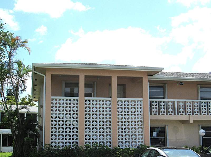 2 bedroom Condominium at 1830 NW 18th Street #201, Pines Of Delray North Condo, Delray Beach — photo 2