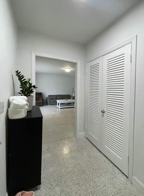 8895 N Bates Road, Palm Beach Gardens FL - photo 16 of 91