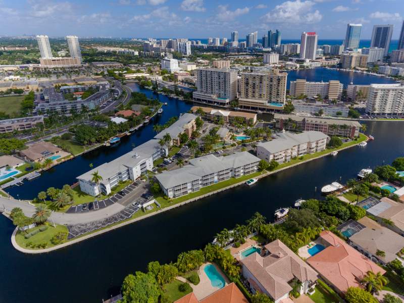 2 bedroom Stock Cooperative at 465 Paradise Isle Boulevard #110, Isle Of Paradise Co-Op E, Hallandale Beach — photo 2