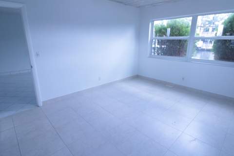 465 Paradise Isle Boulevard #110, Hallandale Beach FL - photo 12 of 26