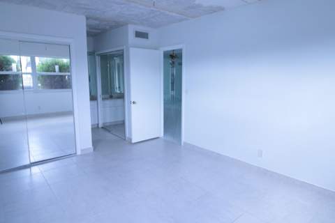465 Paradise Isle Boulevard #110, Hallandale Beach FL - photo 13 of 26