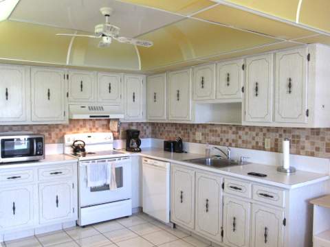1830 NW 18th Street #201, Delray Beach FL - photo 10 of 27