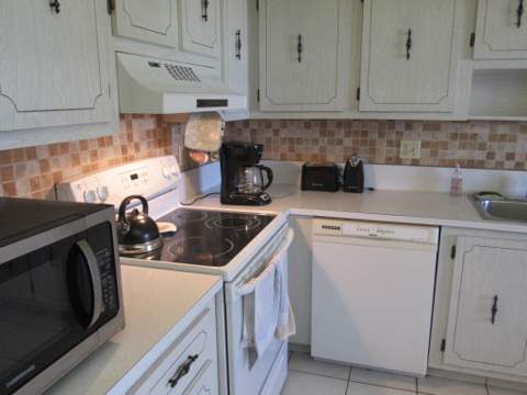 1830 NW 18th Street #201, Delray Beach FL - photo 12 of 27