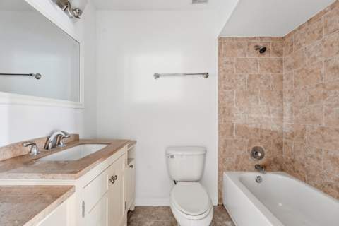445 NE Armory Circle, Port St. Lucie FL - photo 16 of 36