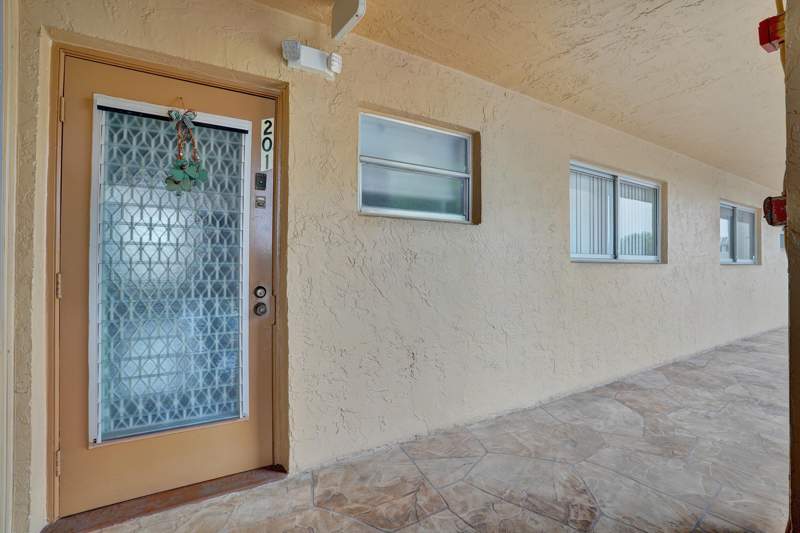 2 bedroom Condominium at 6670 Royal Palm Boulevard #201- K, Royal Park Gardens Ii-K Condo, Margate — photo 2