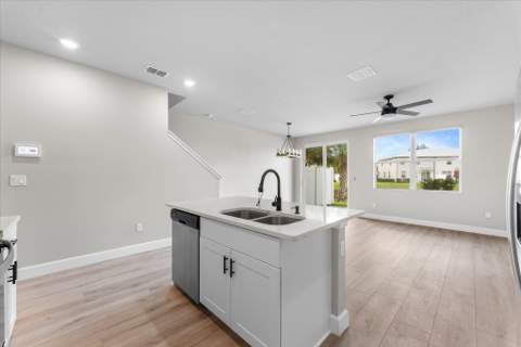 5661 Mentmore Drive, Mangonia Park FL - photo 8 of 42