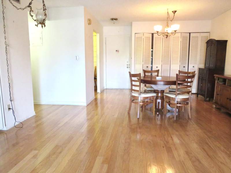 2 bedroom Condominium at 8120 SW 24th Street #212, Oakbrook II Condo, North Lauderdale — photo 3