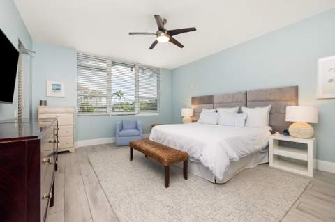 701 SE 21st Avenue #201, Deerfield Beach FL - photo 11 of 36