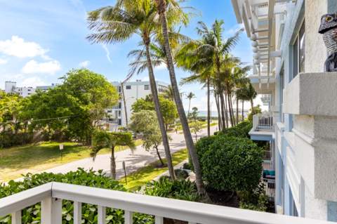 701 SE 21st Avenue #201, Deerfield Beach FL - photo 10 of 36