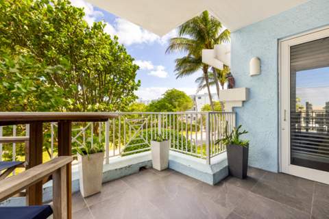 701 SE 21st Avenue #201, Deerfield Beach FL - photo 9 of 36
