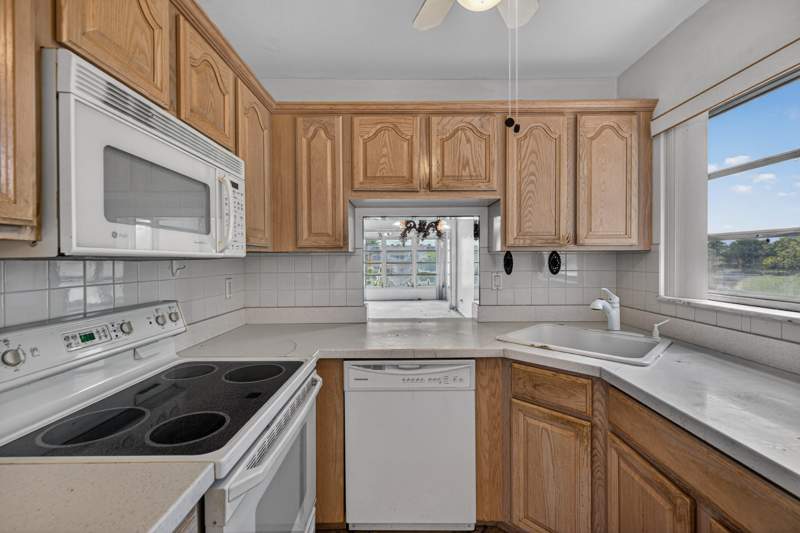 2 bedroom Condominium at 6200 NW 62nd Street #312, Bermuda Club Four Condo, Tamarac — photo 4