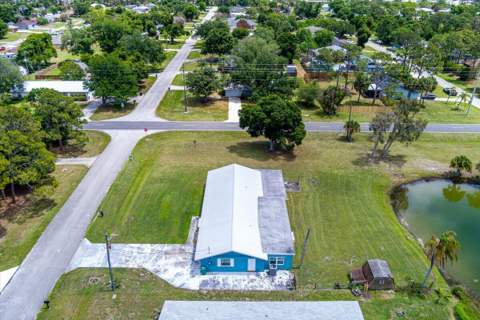 6901 Salerno Road, Fort Pierce FL - photo 12 of 60