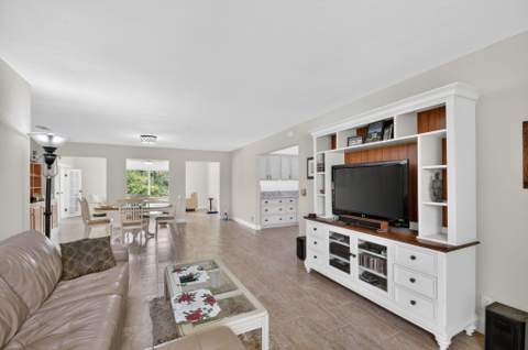 1262 Essex Drive, Wellington FL - photo 7 of 76