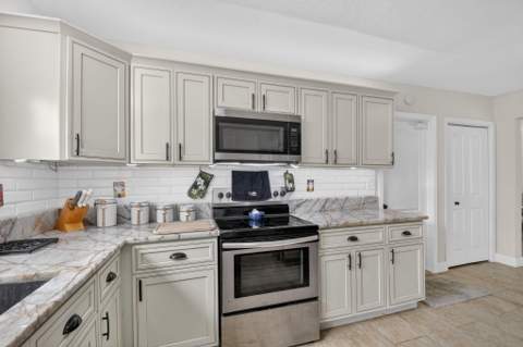1262 Essex Drive, Wellington FL - photo 17 of 76