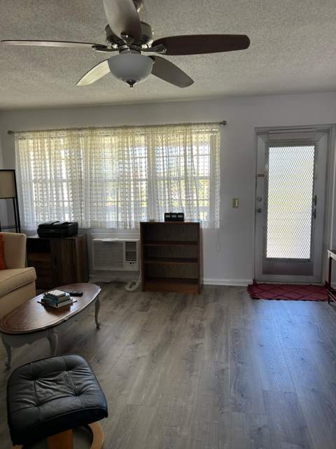 183 Dorchester #H, West Palm Beach FL - photo 24 of 27