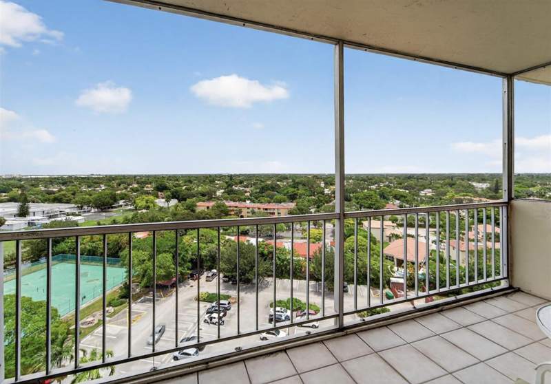 2 bedroom Condominium at 10777 W Sample Road #1212, Country Club Tower Of Coral, Coral Springs — photo 2
