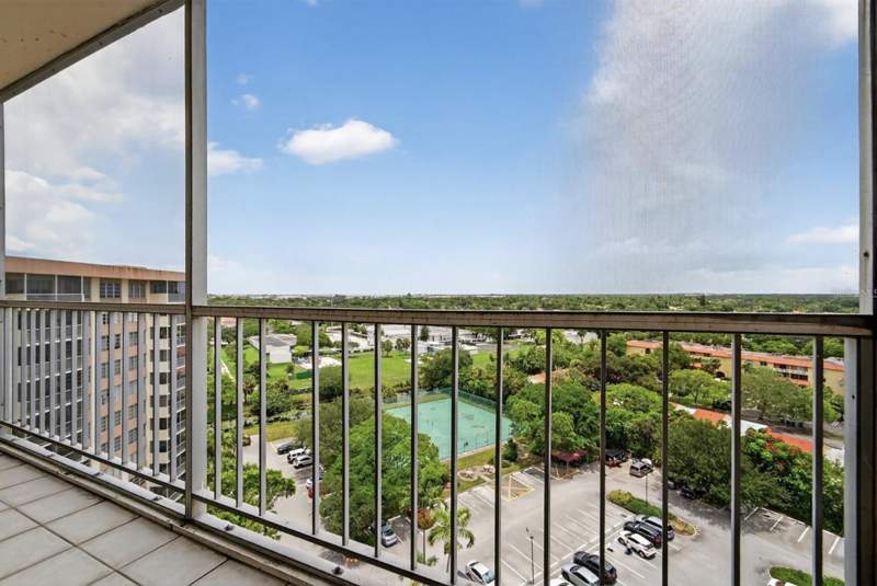 2 bedroom Condominium at 10777 W Sample Road #1212, Country Club Tower Of Coral, Coral Springs — photo 4