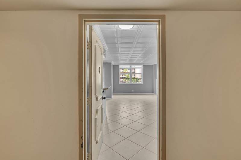 2 bedroom Condominium at 1600 SE 15th Street #305, Plaza 15 Condo, Fort Lauderdale — photo 3