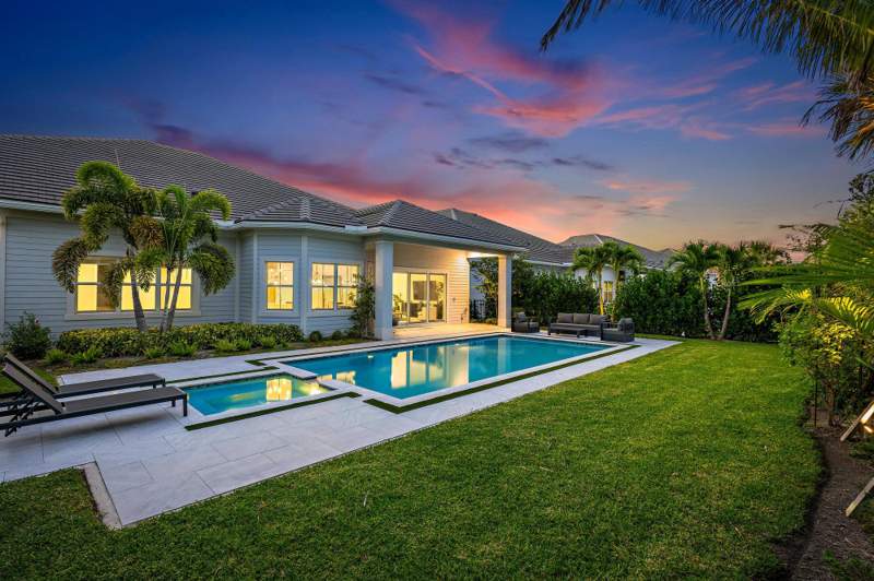 5 bedroom Single Family Residence at 9338 Crestview Circle, Avenir Site Plan 1 Pod, Palm Beach Gardens — photo 4