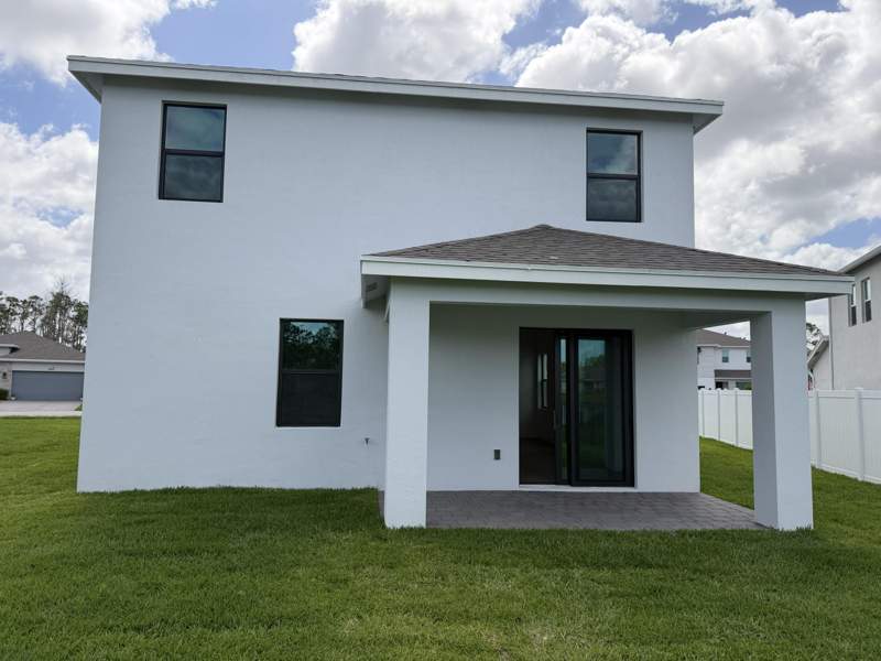 4 bedroom Single Family Residence at 6781 SE Park Trace Drive, The Preserve At Park Trace Pud, Stuart — photo 3
