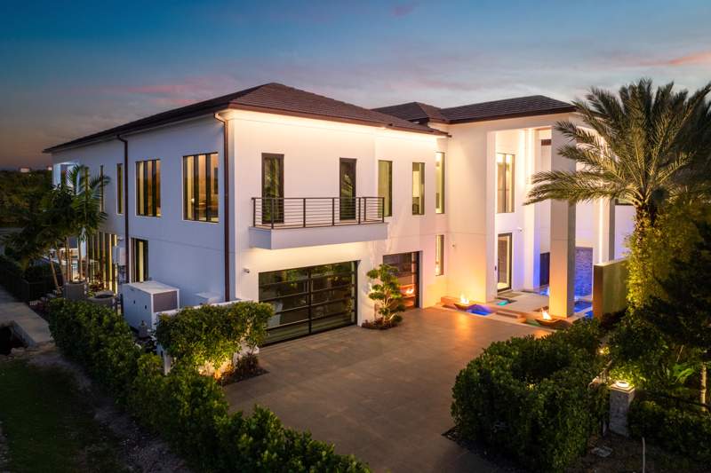 7 bedroom Single Family Residence at 2934 NE 8th Avenue, Blue Inlet - Lake Rodgers, Boca Raton — photo 5