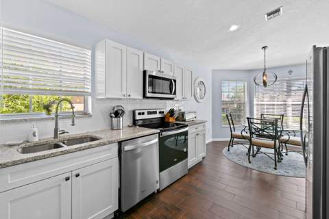 252 Legendary Circle, Palm Beach Gardens FL - photo 6 of 25