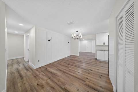 1451 SE Grapeland Avenue, Port St. Lucie FL - photo 7 of 38