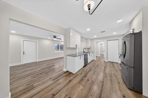 1451 SE Grapeland Avenue, Port St. Lucie FL - photo 12 of 38