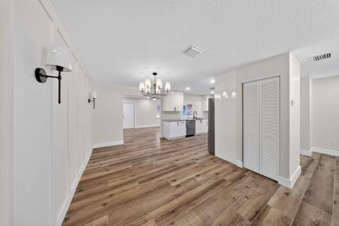 1451 SE Grapeland Avenue, Port St. Lucie FL - photo 11 of 38
