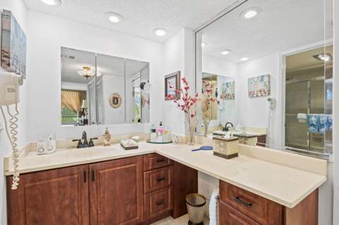 3960 Oaks Clubhouse Drive #304, Pompano Beach FL - photo 16 of 22