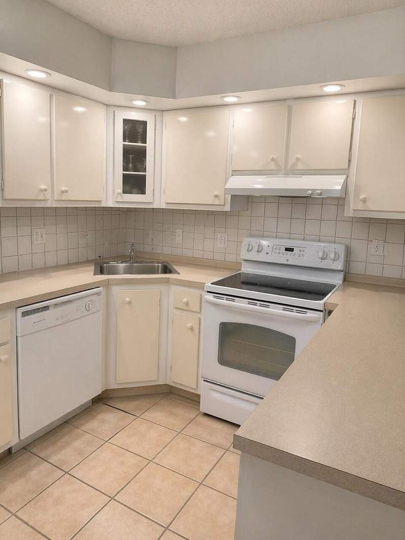 2 bedroom Condominium at 409 Pine Glen Lane #A-1, Pine Ridge South IV Condo, Greenacres — photo 4