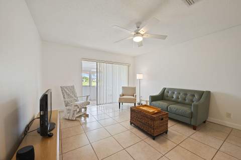 2691 Dudley Dr Drive #D, West Palm Beach FL - photo 13 of 21