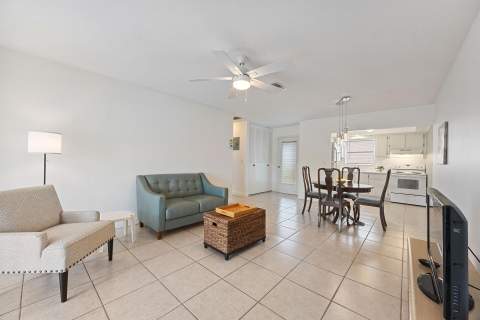 2691 Dudley Dr Drive #D, West Palm Beach FL - photo 15 of 21