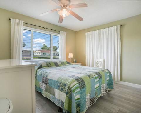 4712 Mainland Drive, Tamarac FL - photo 9 of 39