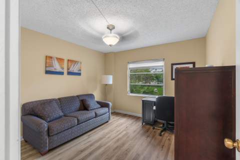6515 Kensington Lane #201, Delray Beach FL - photo 24 of 38