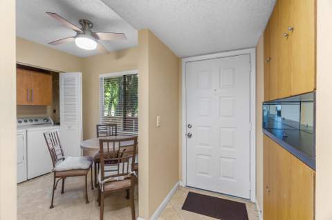 6515 Kensington Lane #201, Delray Beach FL - photo 10 of 38
