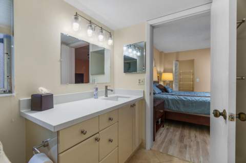 6515 Kensington Lane #201, Delray Beach FL - photo 21 of 38
