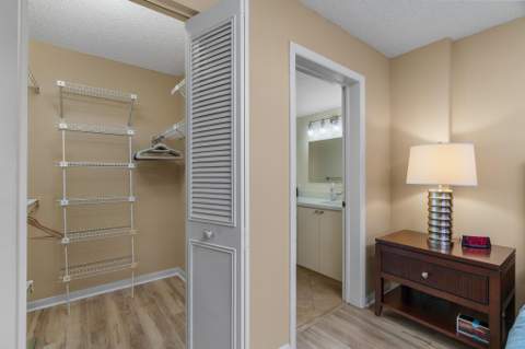 6515 Kensington Lane #201, Delray Beach FL - photo 18 of 38