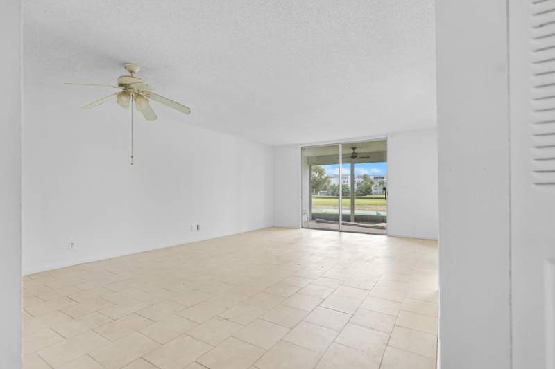 2 bedroom Condominium at 1460 NW 80th Avenue #108, 2 Of Palm Springs 2 Condo, Margate — photo 3