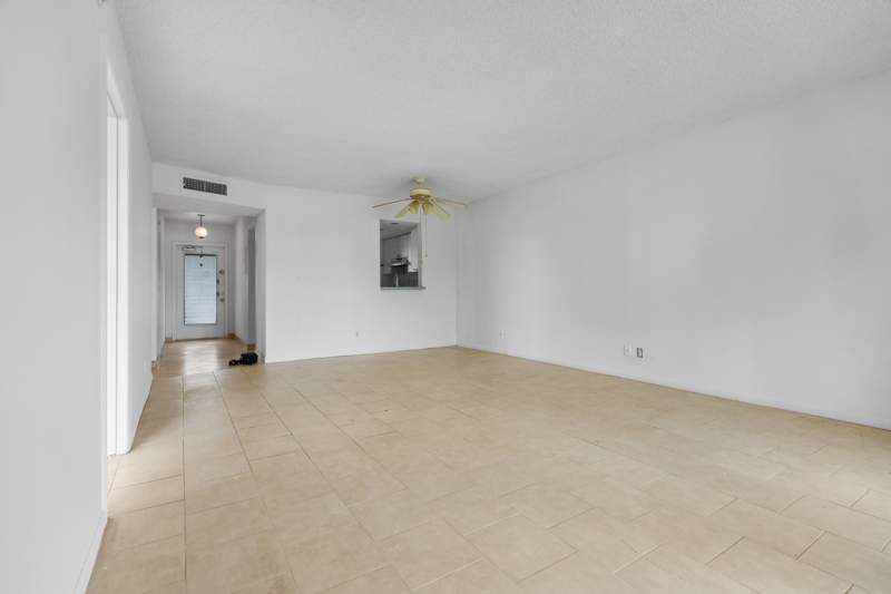 2 bedroom Condominium at 1460 NW 80th Avenue #108, 2 Of Palm Springs 2 Condo, Margate — photo 4