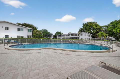 313 Durham Circle #I, Deerfield Beach FL - photo 19 of 72